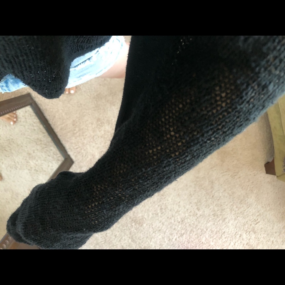 Top - Picture 2 of 5